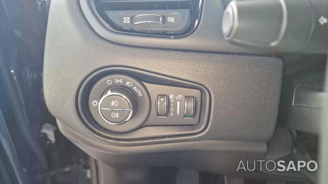 Jeep Renegade 1.6 MJD Night Eagle de 2023