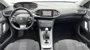 Peugeot 308 1.2 PureTech Allure J17 de 2017