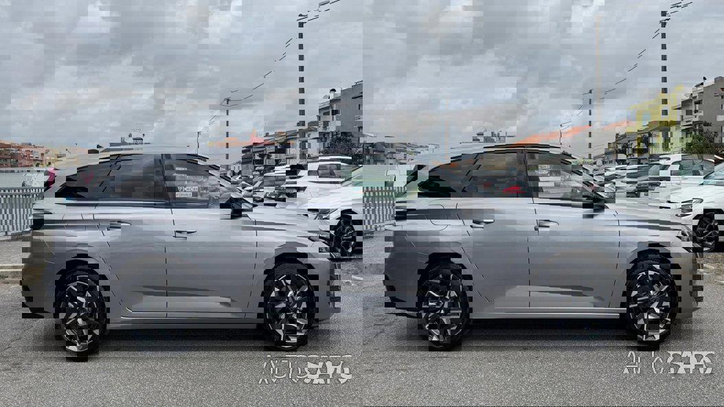 Peugeot 308 1.2 PureTech Allure Pack EAT8 de 2024