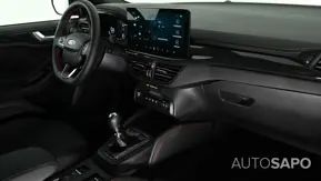 Ford Focus 1.0 EcoBoost MHEV ST-Line de 2025