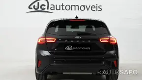 Ford Focus 1.0 EcoBoost MHEV ST-Line de 2025