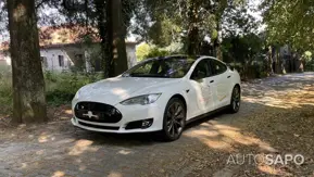 Tesla Model S 90D de 2016