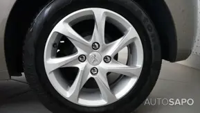 Peugeot 208 1.2 PureTech Active de 2013