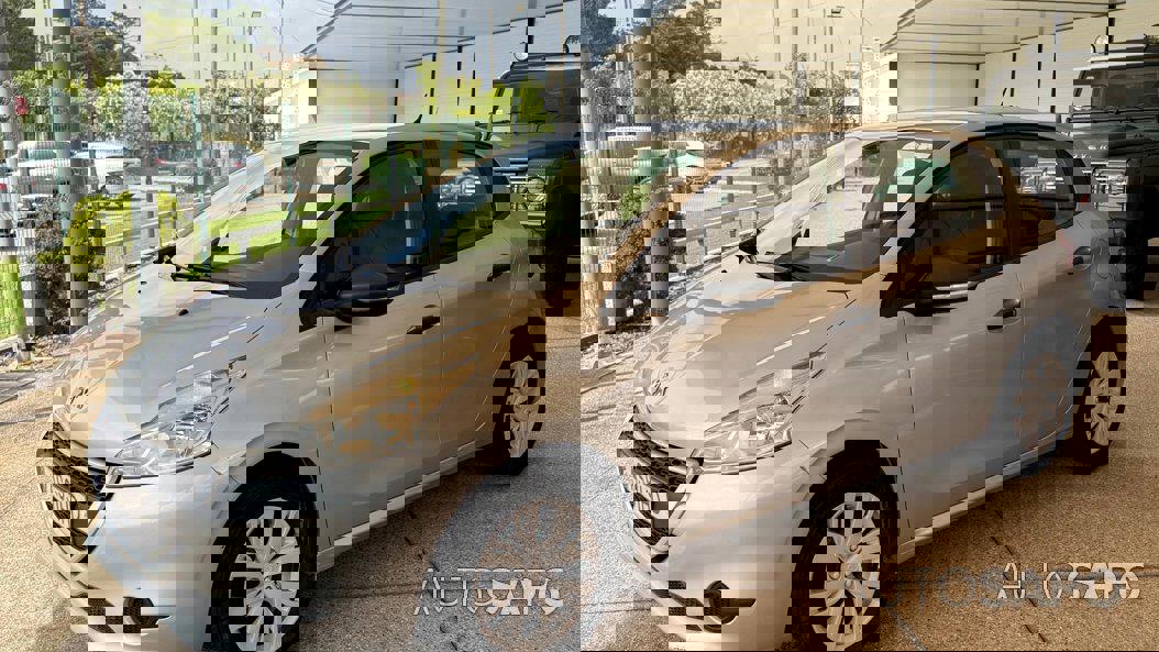 Peugeot 208 de 2014