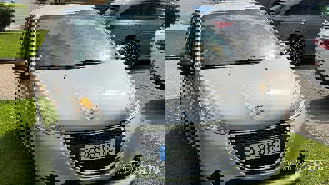 Peugeot 208 de 2014