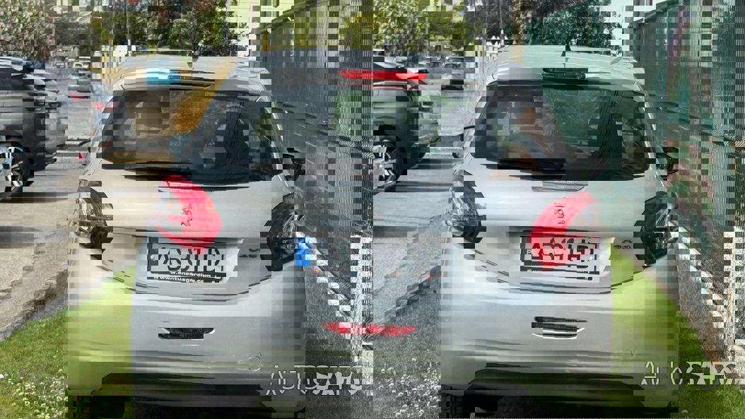 Peugeot 208 de 2014