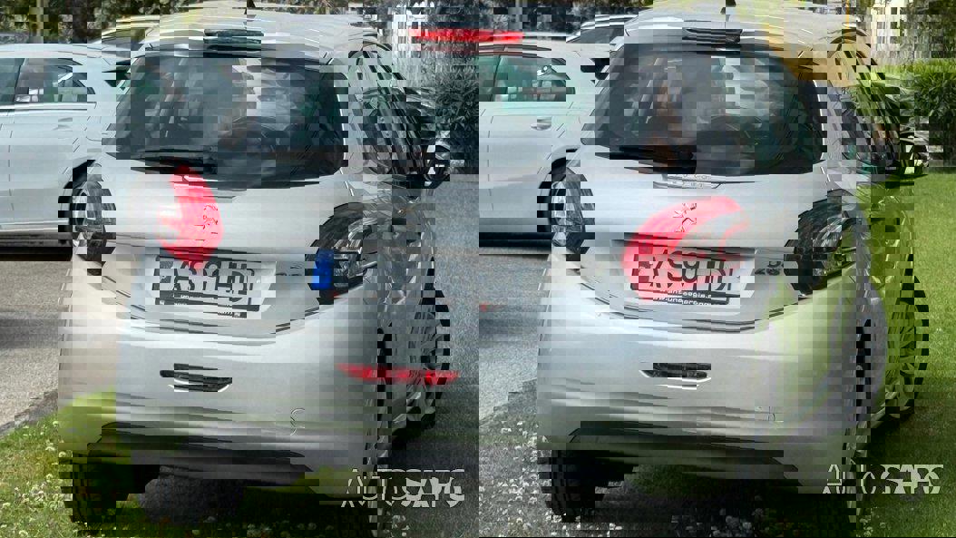 Peugeot 208 de 2014