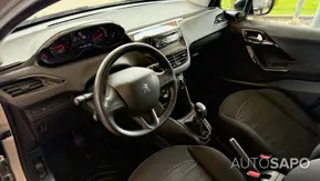 Peugeot 208 de 2014