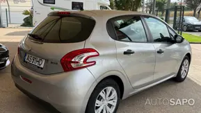 Peugeot 208 de 2014