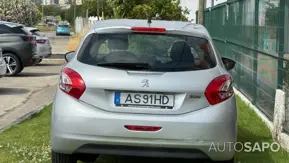 Peugeot 208 de 2014