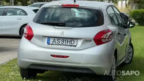 Peugeot 208 de 2014