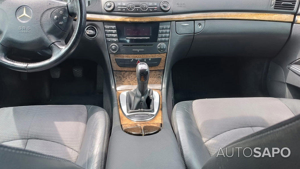 Mercedes-Benz Classe E 220 CDi Avantgarde de 2004