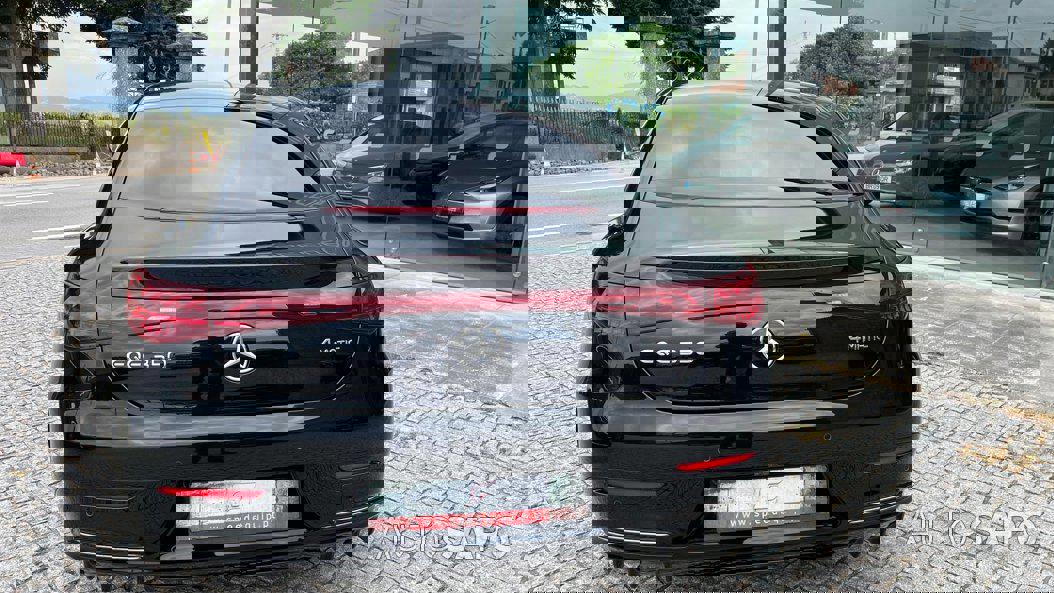Mercedes-Benz EQE de 2024