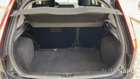Ford Fiesta 1.25 X-Trend de 2004