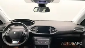 Peugeot 308 1.2 PureTech Allure EAT8 de 2021