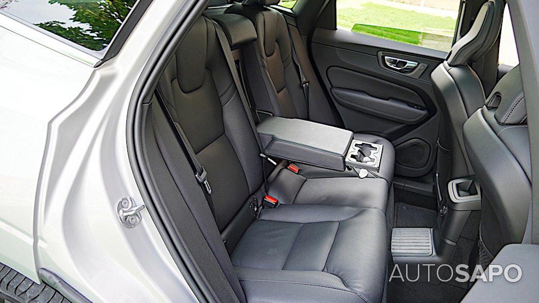 Volvo XC60 2.0 T6 PHEV Inscription AWD de 2022
