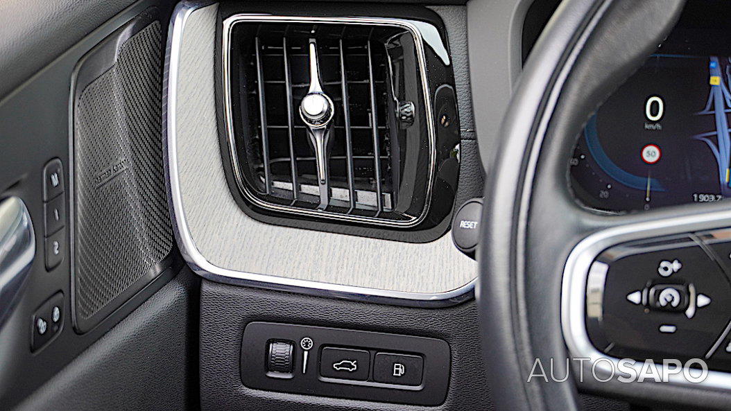 Volvo XC60 2.0 T6 PHEV Inscription AWD de 2022