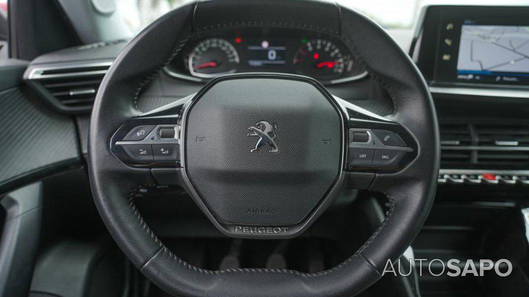 Peugeot 2008 1.2 PureTech Active de 2021