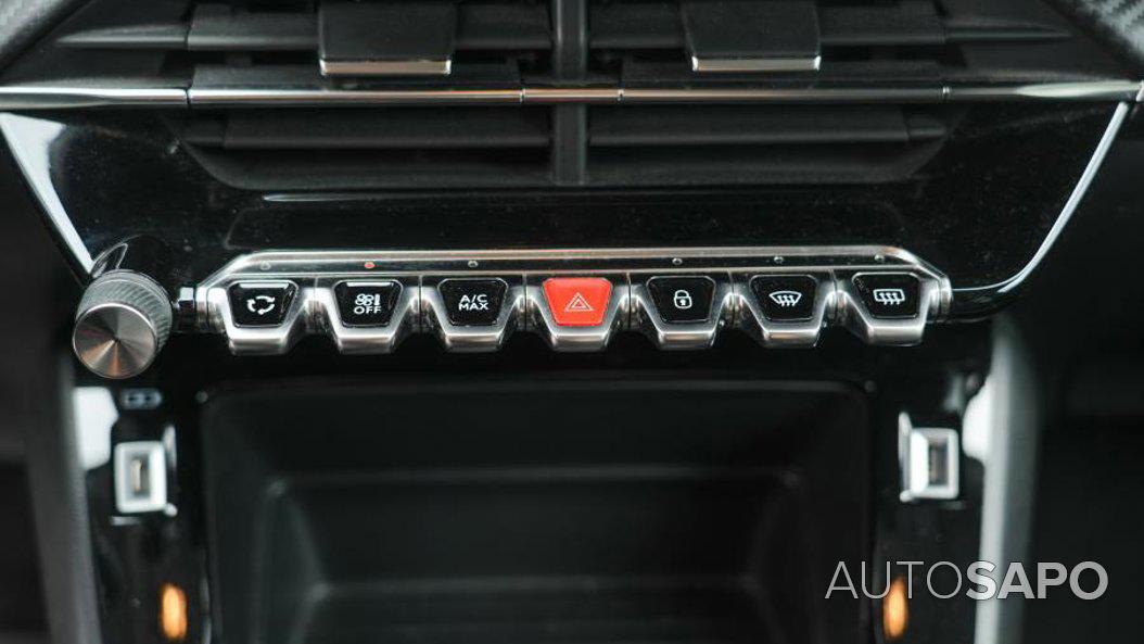 Peugeot 2008 1.2 PureTech Active de 2021