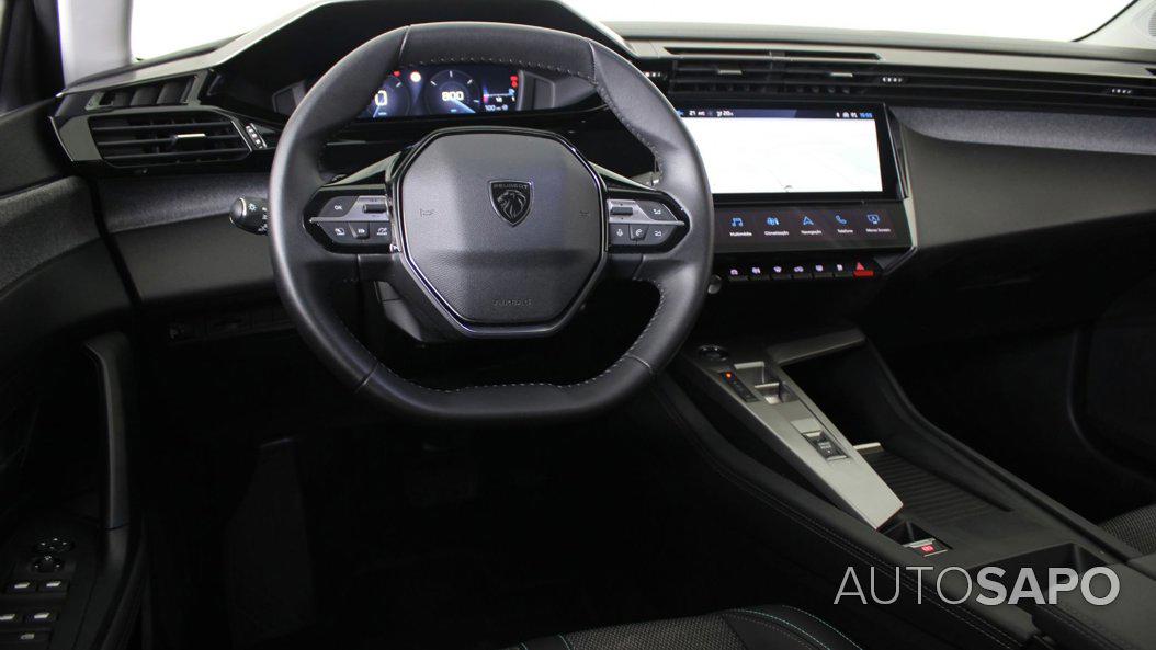 Peugeot 308 1.2 PureTech Allure EAT8 de 2024