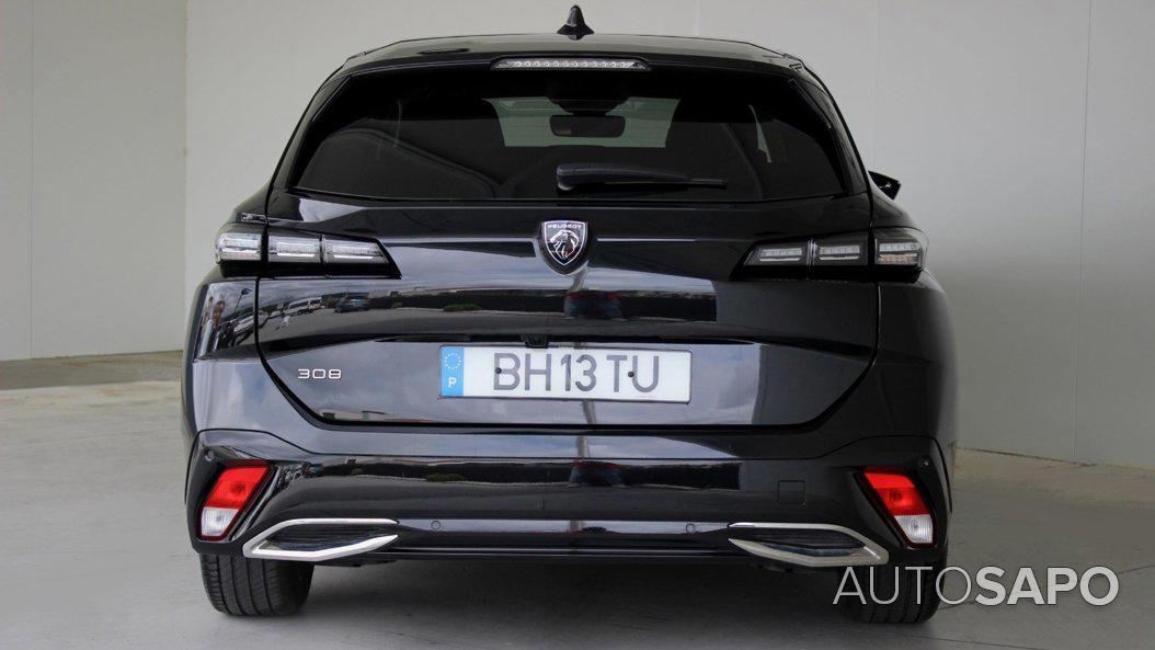 Peugeot 308 1.2 PureTech Allure EAT8 de 2024
