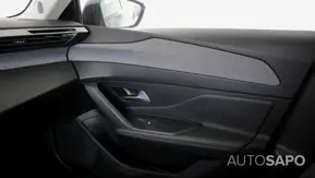 Peugeot 308 1.2 PureTech Allure EAT8 de 2024