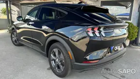 Ford Mustang Mach-E de 2022