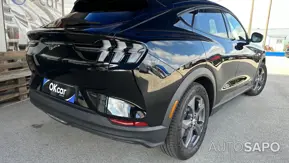 Ford Mustang Mach-E de 2022