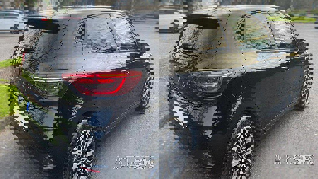 Mitsubishi Colt de 2025