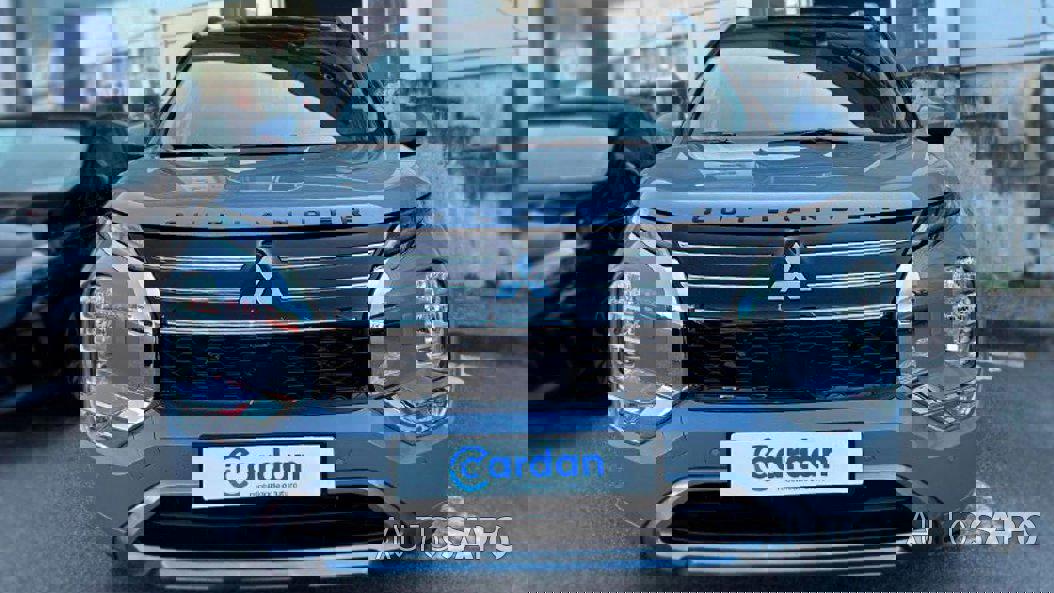 Mitsubishi Outlander de 2025