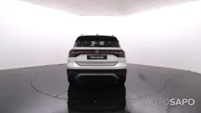 Volkswagen T-Cross 1.0 TSI Life de 2023