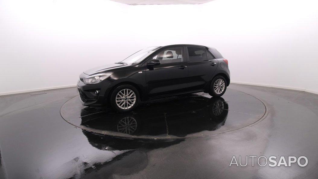 Kia Rio de 2023