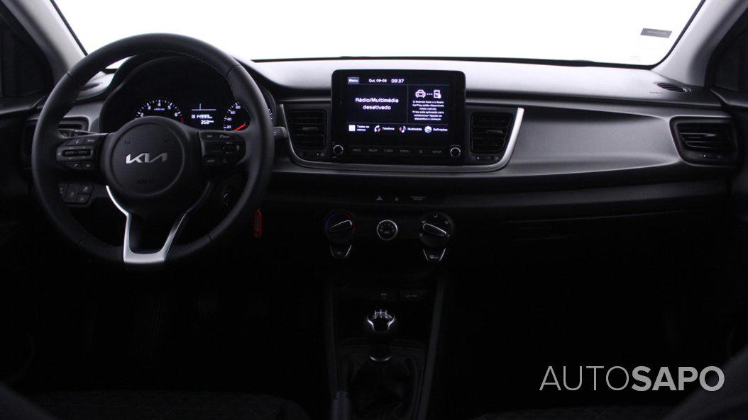 Kia Rio de 2023