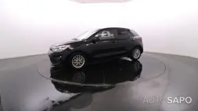 Kia Rio de 2023