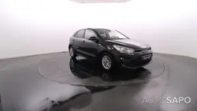 Kia Rio de 2023