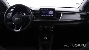 Kia Rio de 2023