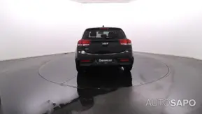 Kia Rio de 2023