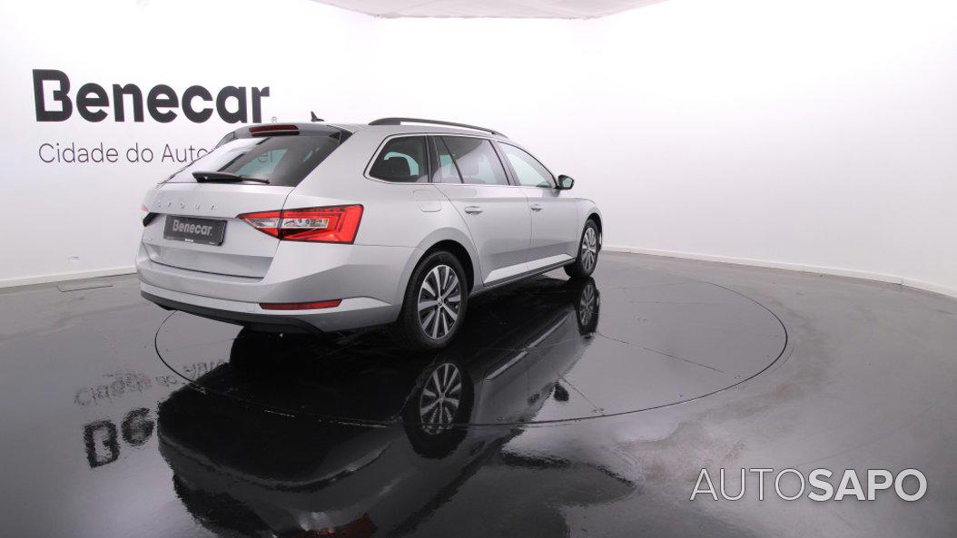 Skoda Superb de 2023