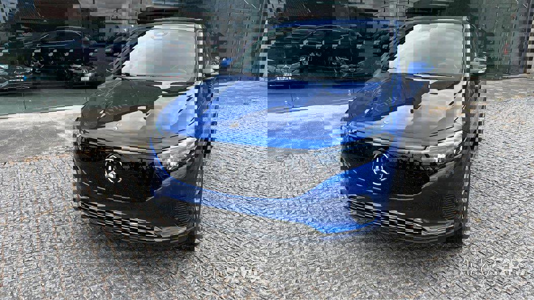 Mercedes-Benz EQA de 2024