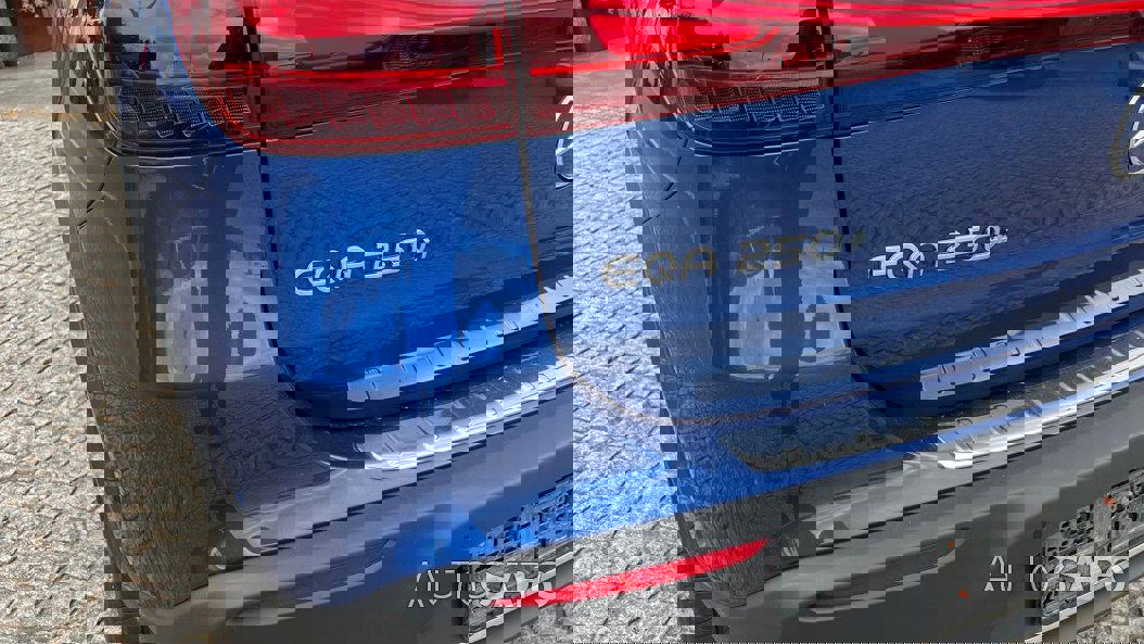 Mercedes-Benz EQA de 2024