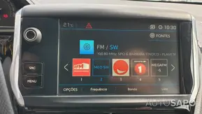 Peugeot 2008 1.2 PureTech Signature de 2019