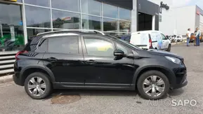 Peugeot 2008 1.2 PureTech Signature de 2019