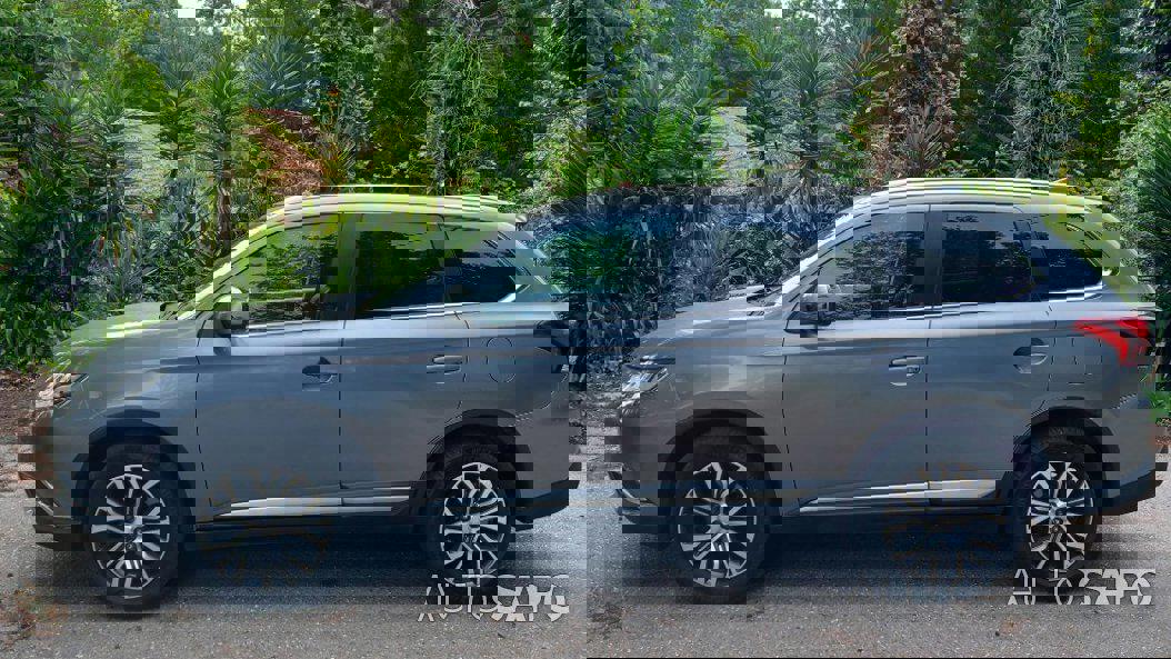 Mitsubishi Outlander 2.0 DI-D Instyle de 2017