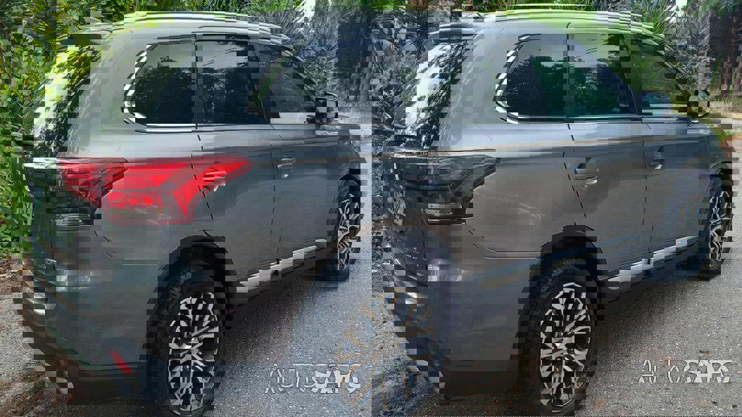 Mitsubishi Outlander 2.0 DI-D Instyle de 2017