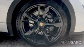 Porsche Taycan Cross Turismo de 2023