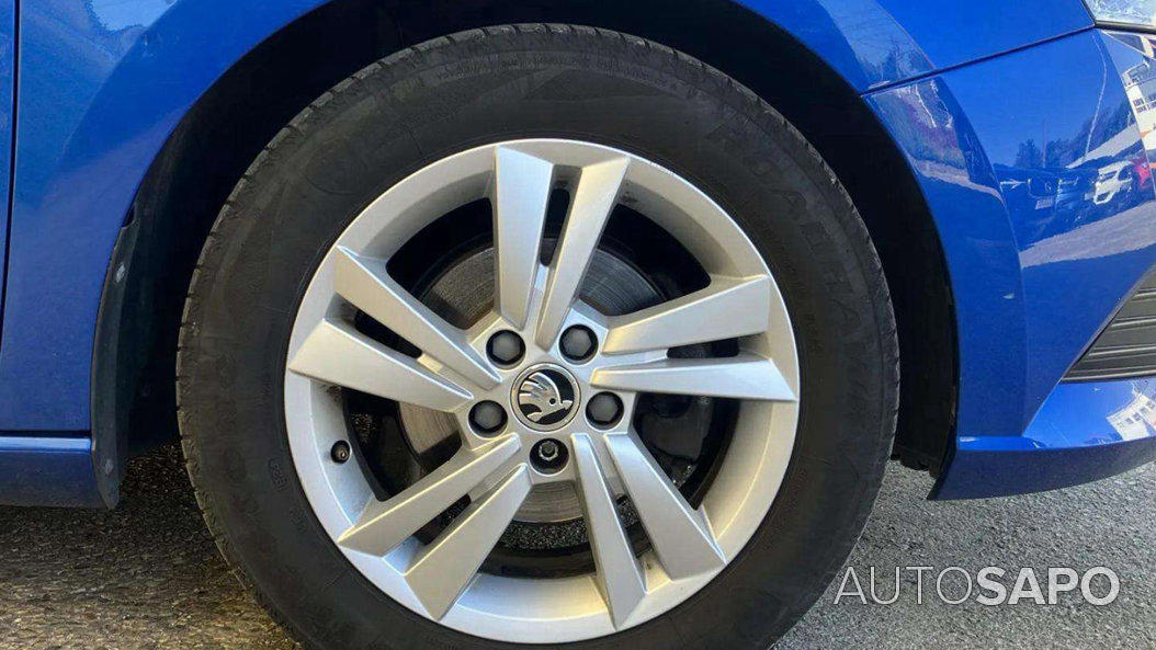 Skoda Fabia 1.0 TSI Active de 2021