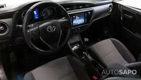 Toyota Auris 1.4 D-4D Comfort+P.Sport+Navi de 2018