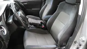 Toyota Auris 1.4 D-4D Comfort+P.Sport+Navi de 2018