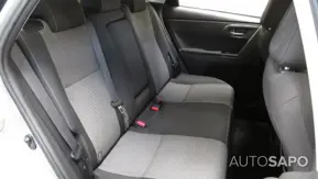 Toyota Auris 1.4 D-4D Comfort+P.Sport+Navi de 2018