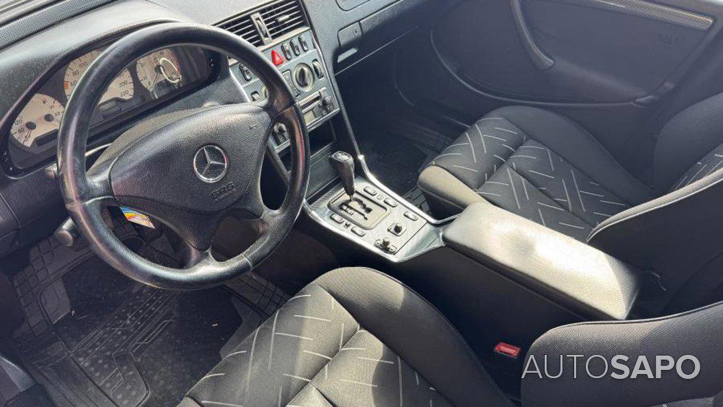 Mercedes-Benz Classe C 220 CDi Elegance de 2000